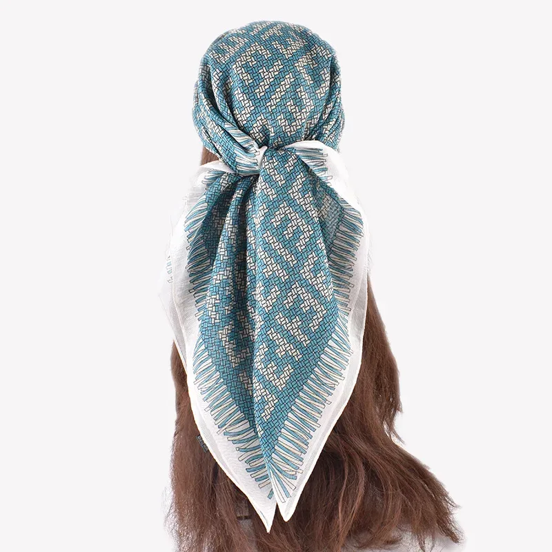 Sciarpa quadrata in seta di lu - Shawl Wrap Winter recensione e prezzo